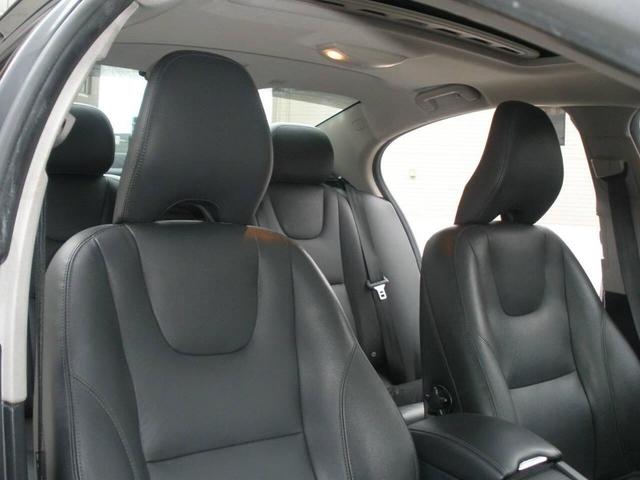 Photo of 2015 Black Volvo S60
