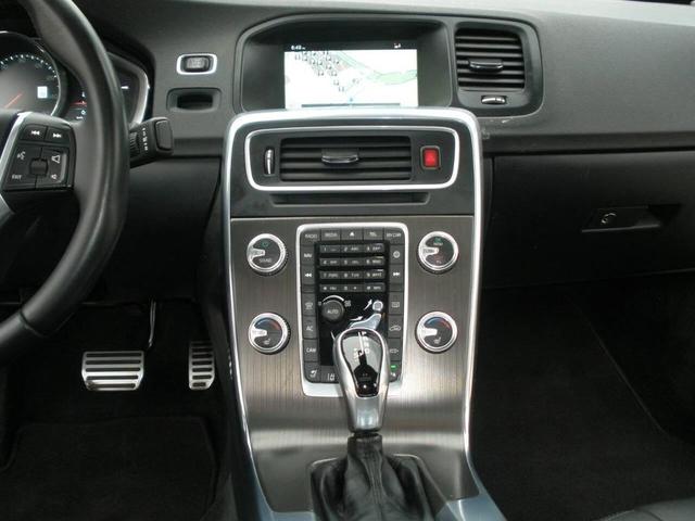 Photo of 2015 Black Volvo S60
