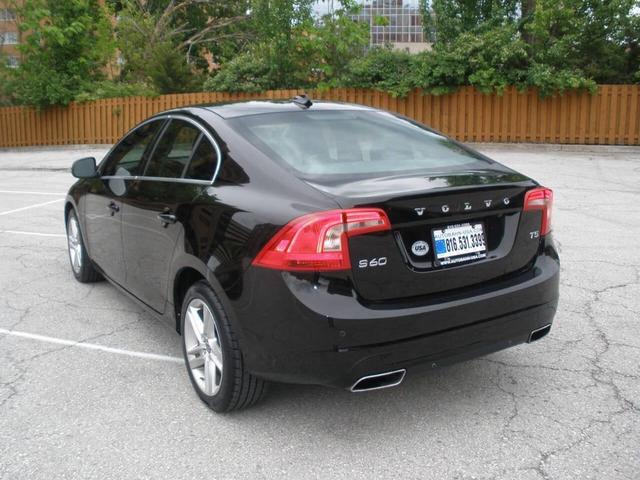 Photo of 2015 Black Volvo S60