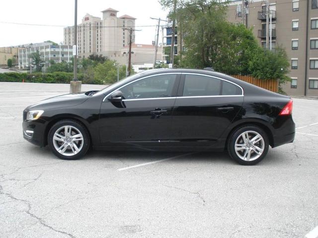 Photo of 2015 Black Volvo S60