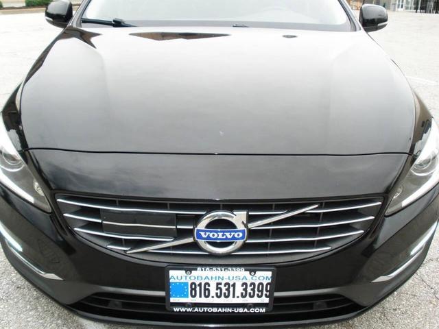 Photo of 2015 Black Volvo S60