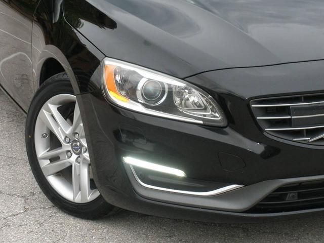 Photo of 2015 Black Volvo S60