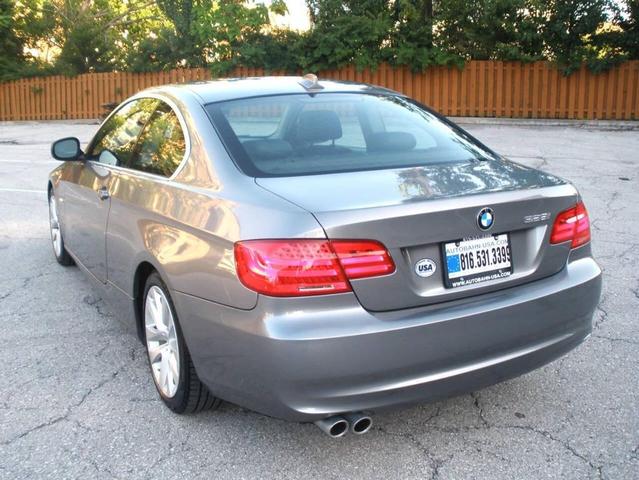 Photo of 2011 Space Gray Metallic BMW 328