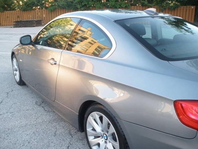 Photo of 2011 Space Gray Metallic BMW 328