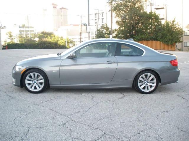 Photo of 2011 Space Gray Metallic BMW 328
