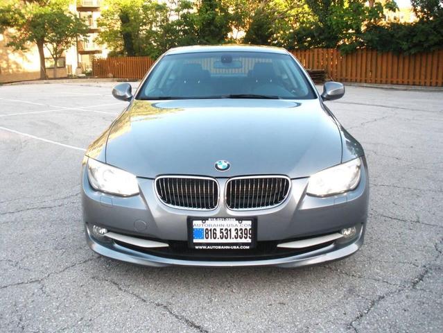 Photo of 2011 Space Gray Metallic BMW 328