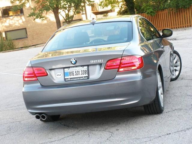 Photo of 2011 Space Gray Metallic BMW 328