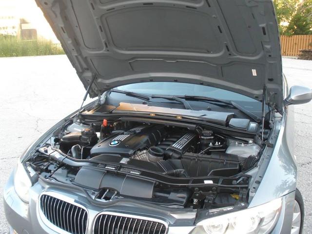 Photo of 2011 Space Gray Metallic BMW 328