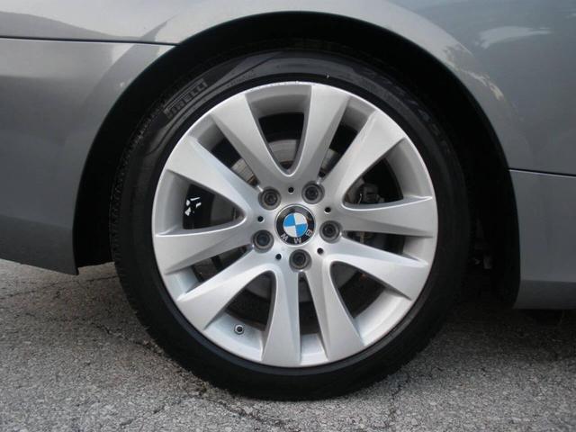 Photo of 2011 Space Gray Metallic BMW 328