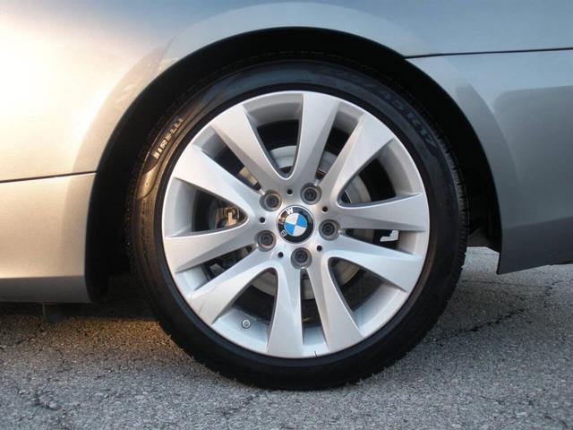 Photo of 2011 Space Gray Metallic BMW 328