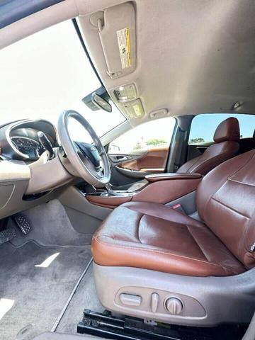 Photo of 2017 Pewter Chevrolet Malibu