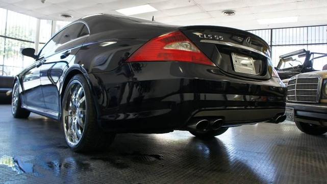 Photo of 2006 Capri Blue Metallic Mercedes-Benz CLS-Class