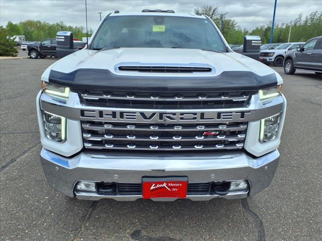 Photo of 2022 Summit White Chevrolet Silverado 2500
