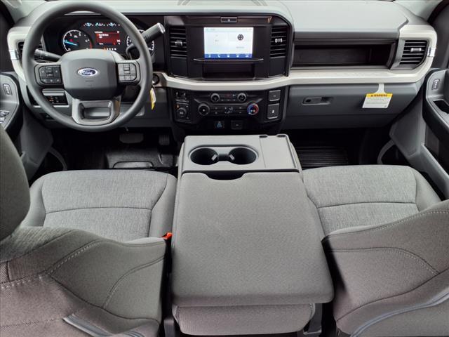 Photo of 2025 Agate Black Metallic Ford F-250