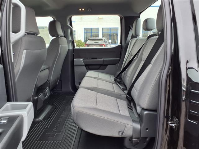 Photo of 2025 Agate Black Metallic Ford F-250