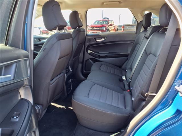 Photo of 2024 Atlas Blue Ford Edge