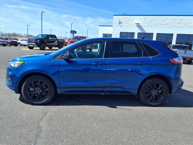 Photo of 2024 Atlas Blue Ford Edge
