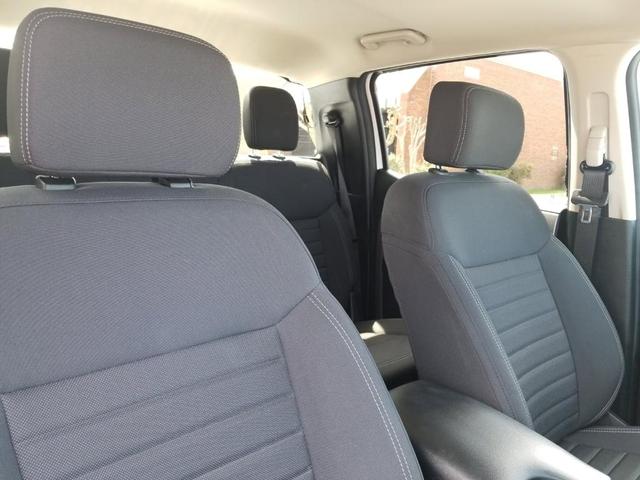 Photo of 2023 Oxford White Ford Ranger