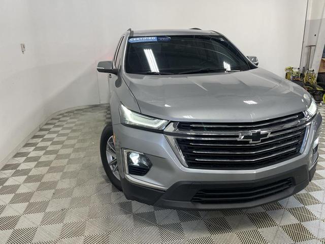 Photo of 2023 Sterling Gray Metallic Chevrolet Traverse