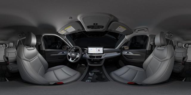 Photo of 2025 Star White Metallic Tri-Coat Ford Explorer