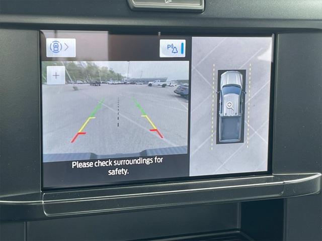 Photo of 2025 Oxford White Ford F-350