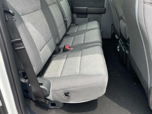 Photo of 2025 Oxford White Ford F-350