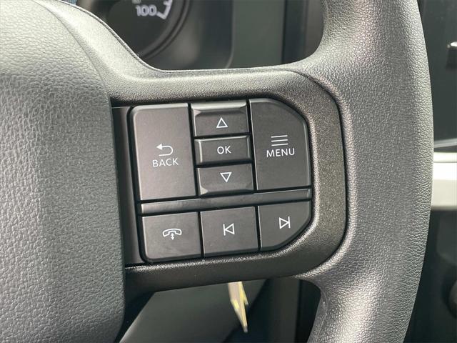 Photo of 2025 Oxford White Ford F-350