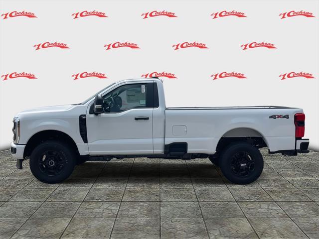 Photo of 2025 Oxford White Ford F-350