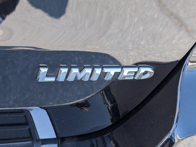 Photo of 2019 Diamond Black Crystal Pearlcoat Jeep Grand Cherokee