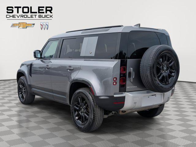 Photo of 2023 Hakuba Silver Metallic Land Rover Defender
