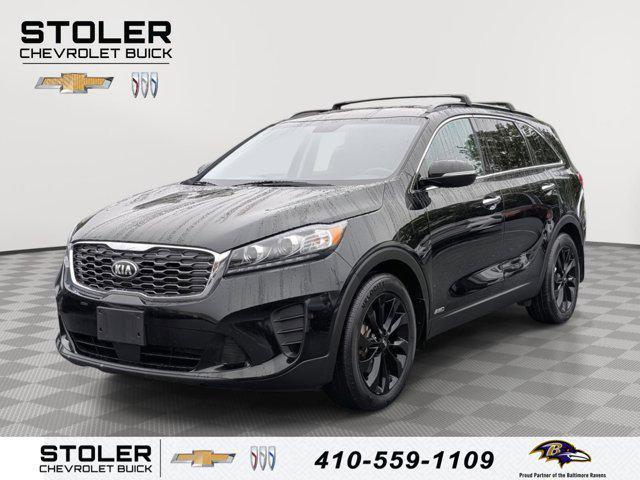 Photo of 2020 Ebony Black Kia Sorento