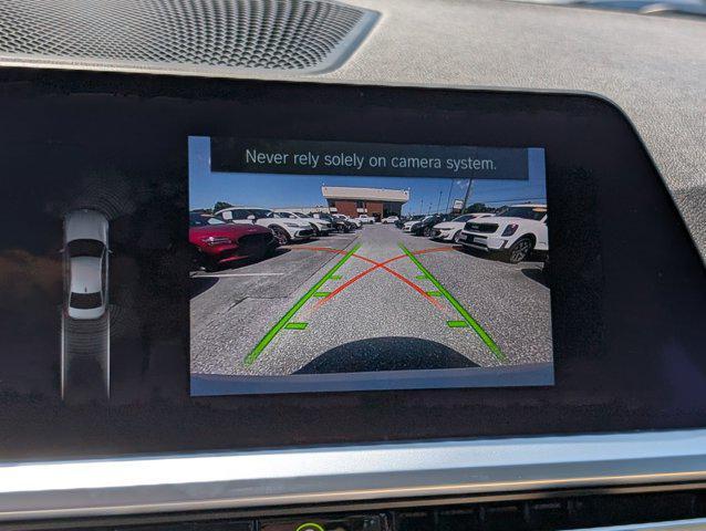 Photo of 2020 Alpine White BMW 330