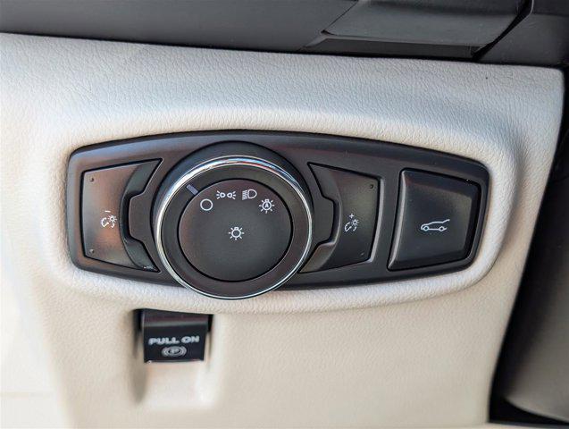 Photo of 2018 Rhapsody Blue Metallic Lincoln MKX