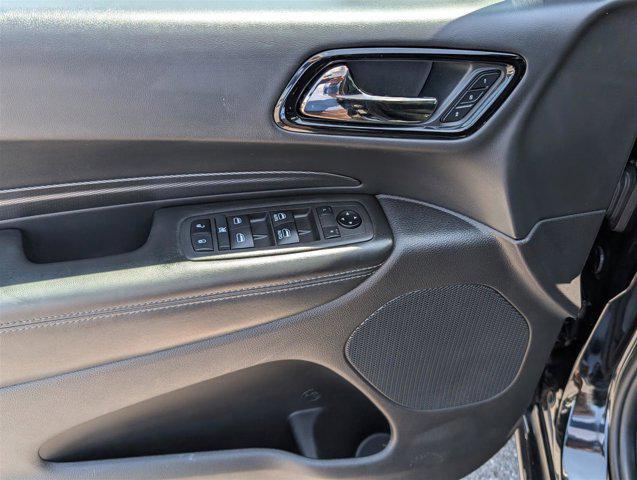 Photo of 2021 DB Black Clearcoat Dodge Durango