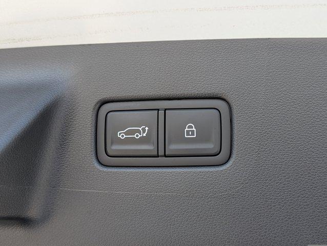 Photo of 2024 Shimmering Silver Hyundai SANTA FE