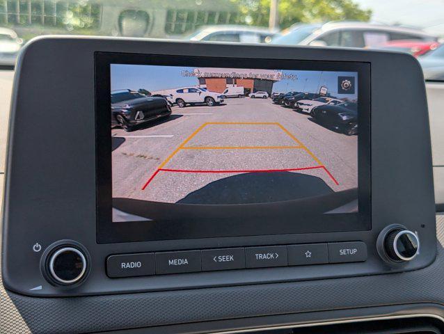 Photo of 2023 Lunar White Hyundai KONA