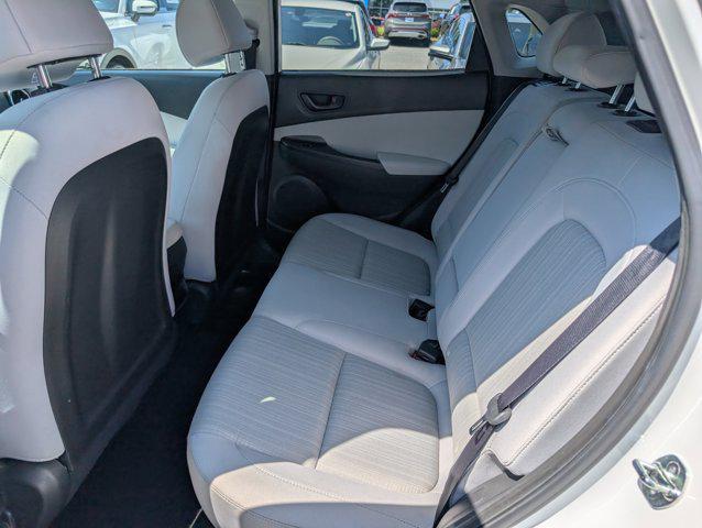 Photo of 2023 Lunar White Hyundai KONA