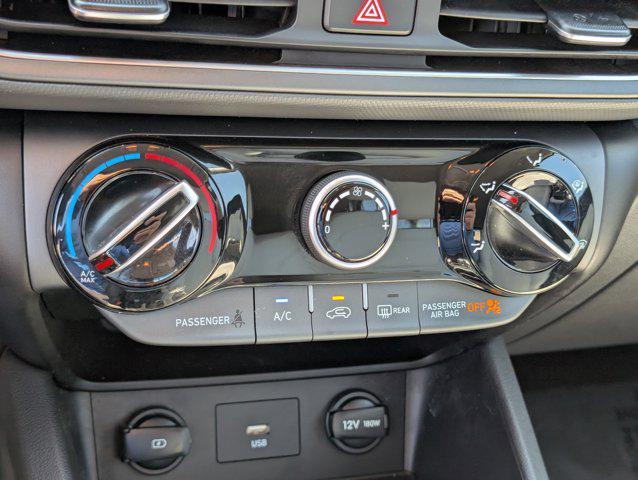 Photo of 2023 Lunar White Hyundai KONA
