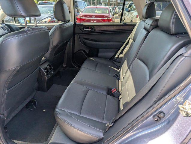 Photo of 2016 Twilight Blue Metallic Subaru Outback