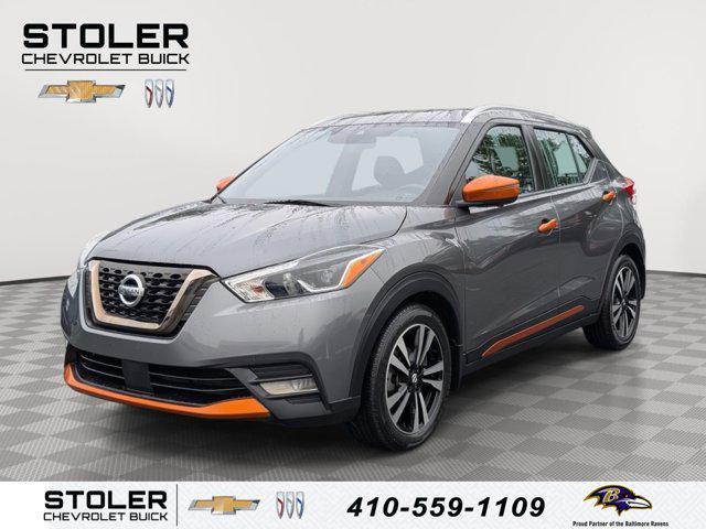 Photo of 2020 Gun Metallic Nissan Kicks