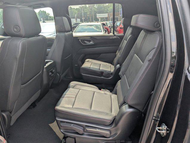 Photo of 2023 Black Chevrolet Suburban