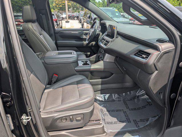 Photo of 2023 Black Chevrolet Suburban