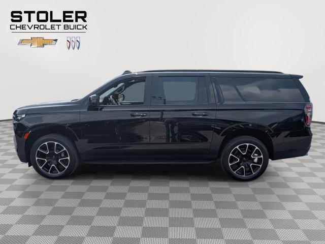 Photo of 2023 Black Chevrolet Suburban