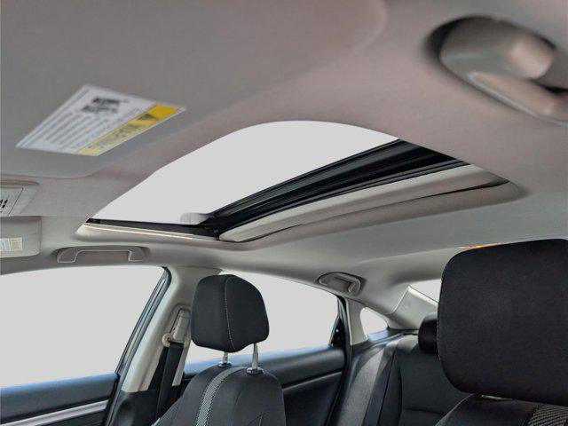Photo of 2017 Crystal Black Pearl Honda Civic