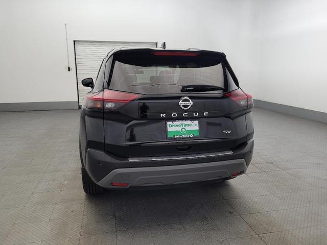 Photo of 2021 Super Black Nissan Rogue
