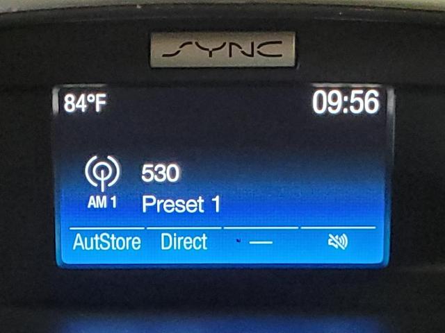 Photo of 2016 White Ford Escape