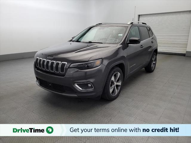 Photo of 2019 Gray Jeep Cherokee
