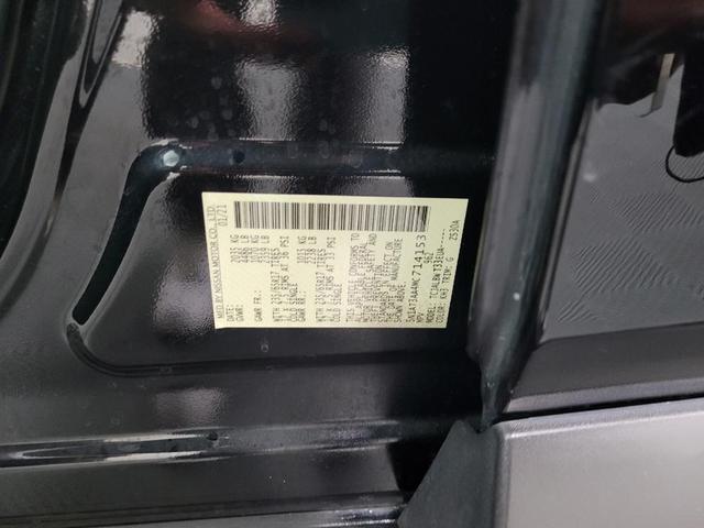 Photo of 2021 Super Black Nissan Rogue