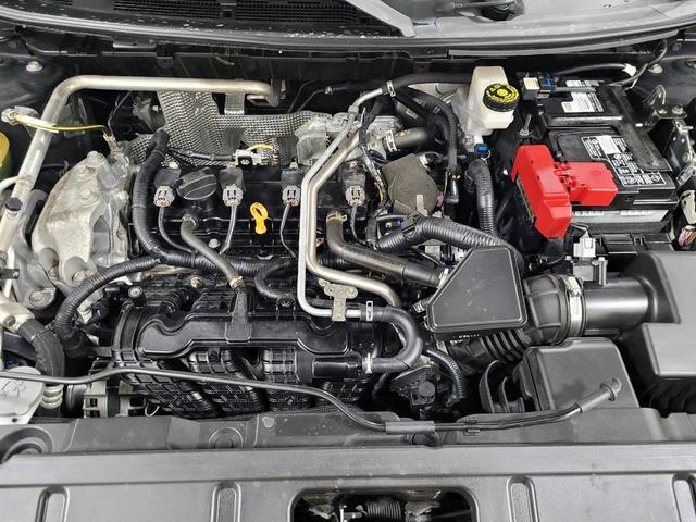 Photo of 2021 Super Black Nissan Rogue