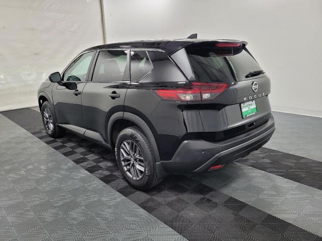Photo of 2021 Super Black Nissan Rogue